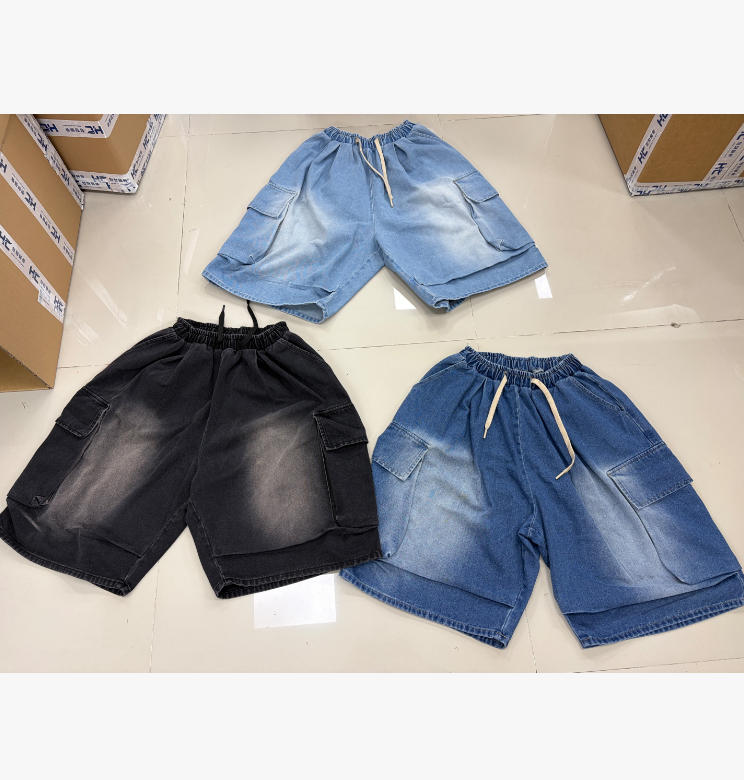 牛仔短裤